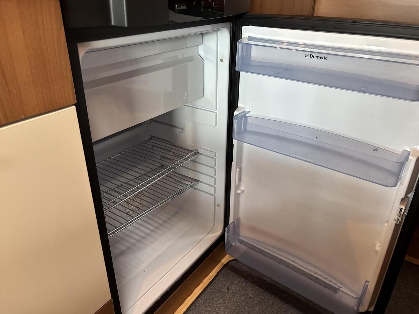 LMC LIBERTY I 520 2011