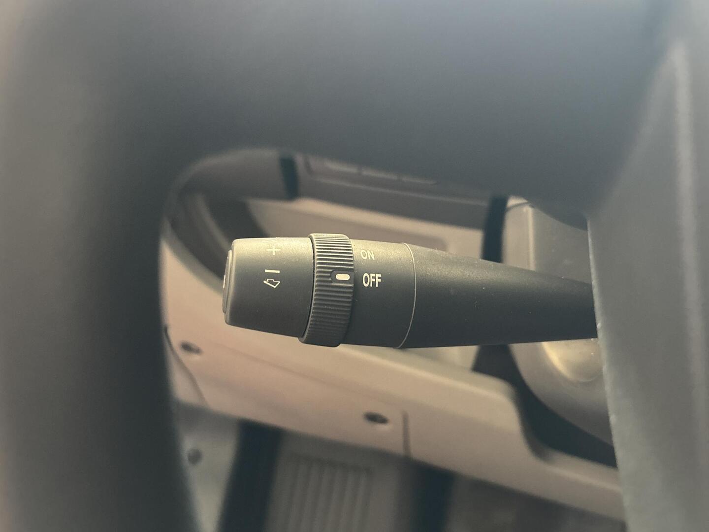 LMC LIBERTY I 520 2011