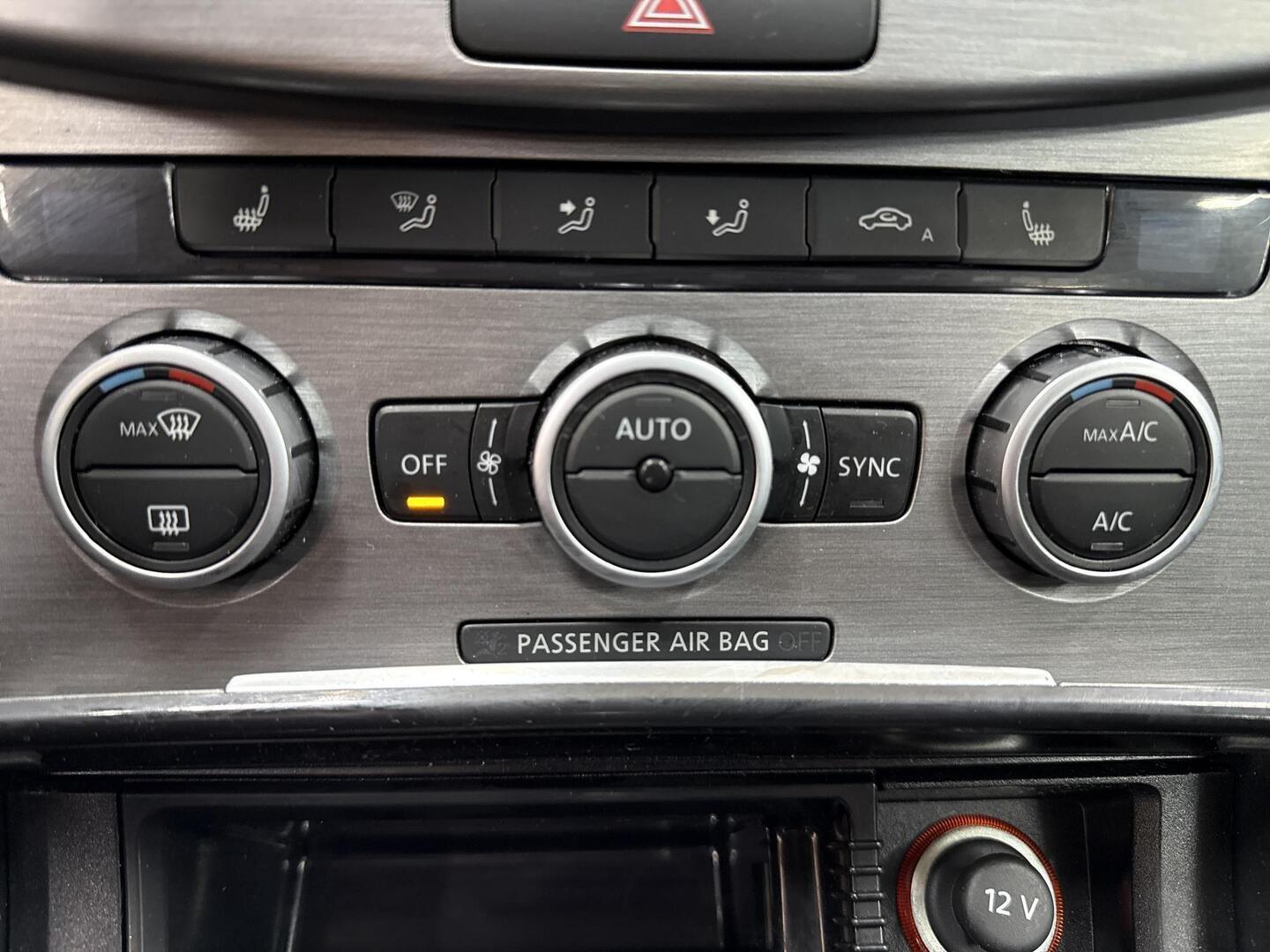 VOLKSWAGEN Passat 2014