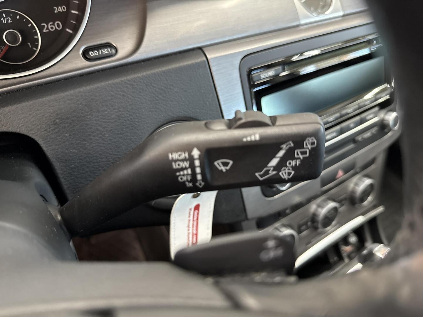 VOLKSWAGEN Passat 2014