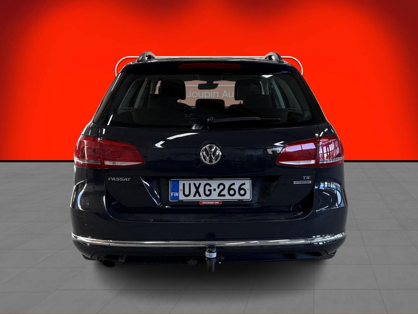 VOLKSWAGEN Passat 2014