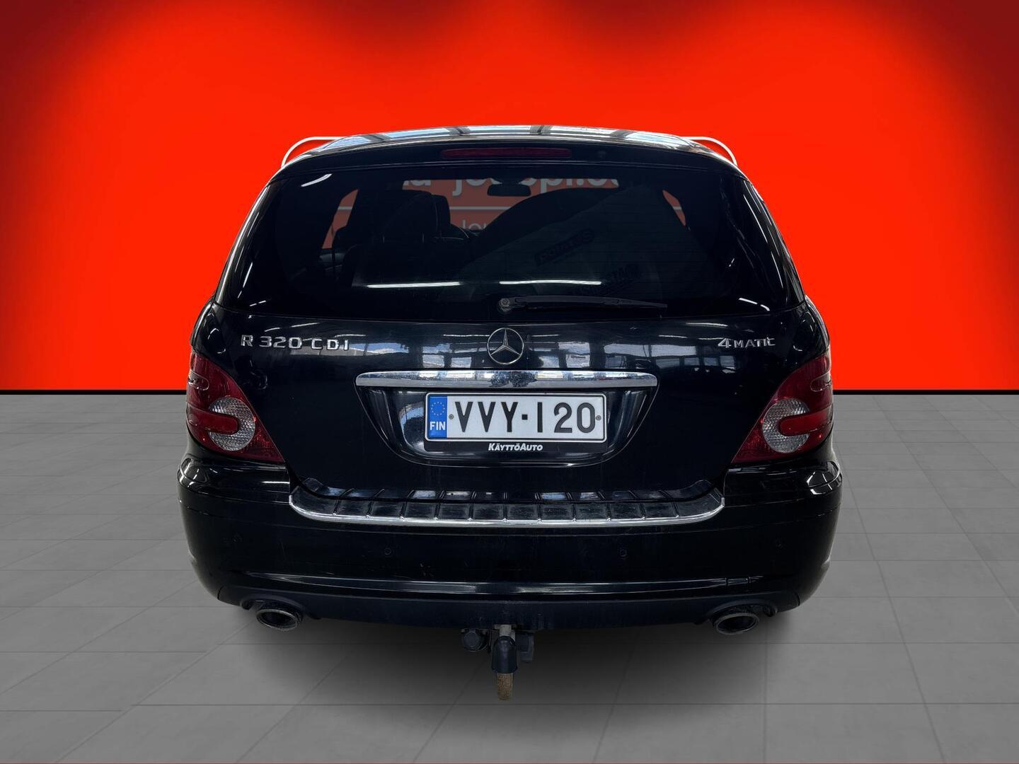 MERCEDES-BENZ R 2009