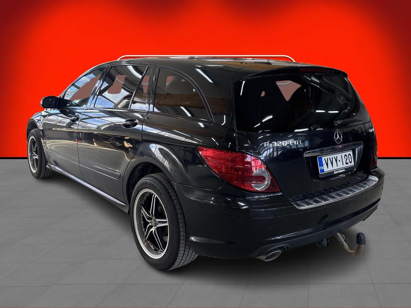 MERCEDES-BENZ R 2009