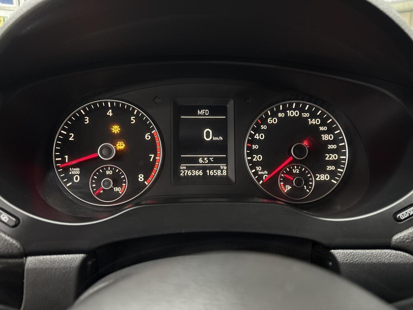 VOLKSWAGEN Jetta 2011