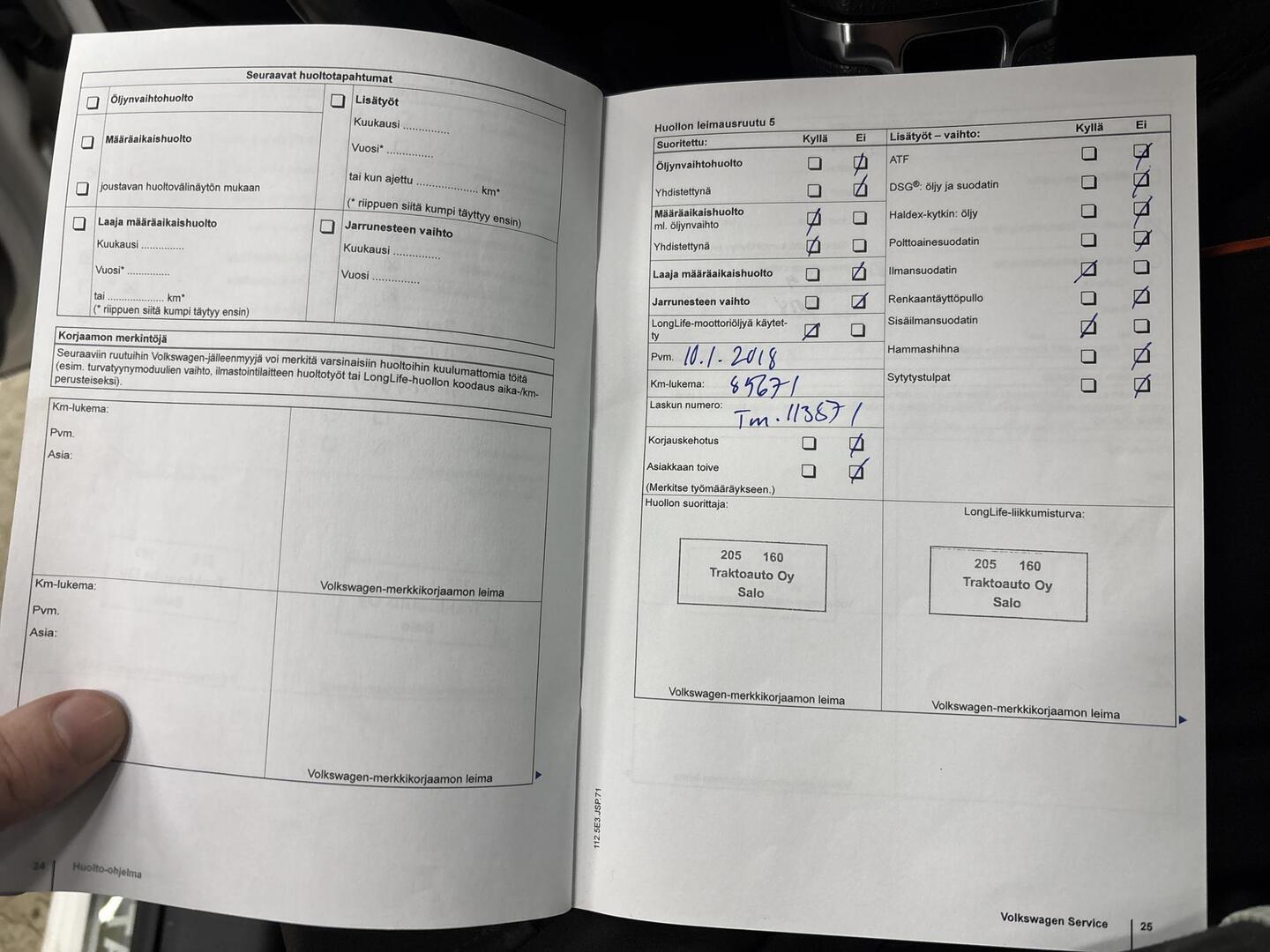 VOLKSWAGEN Jetta 2011