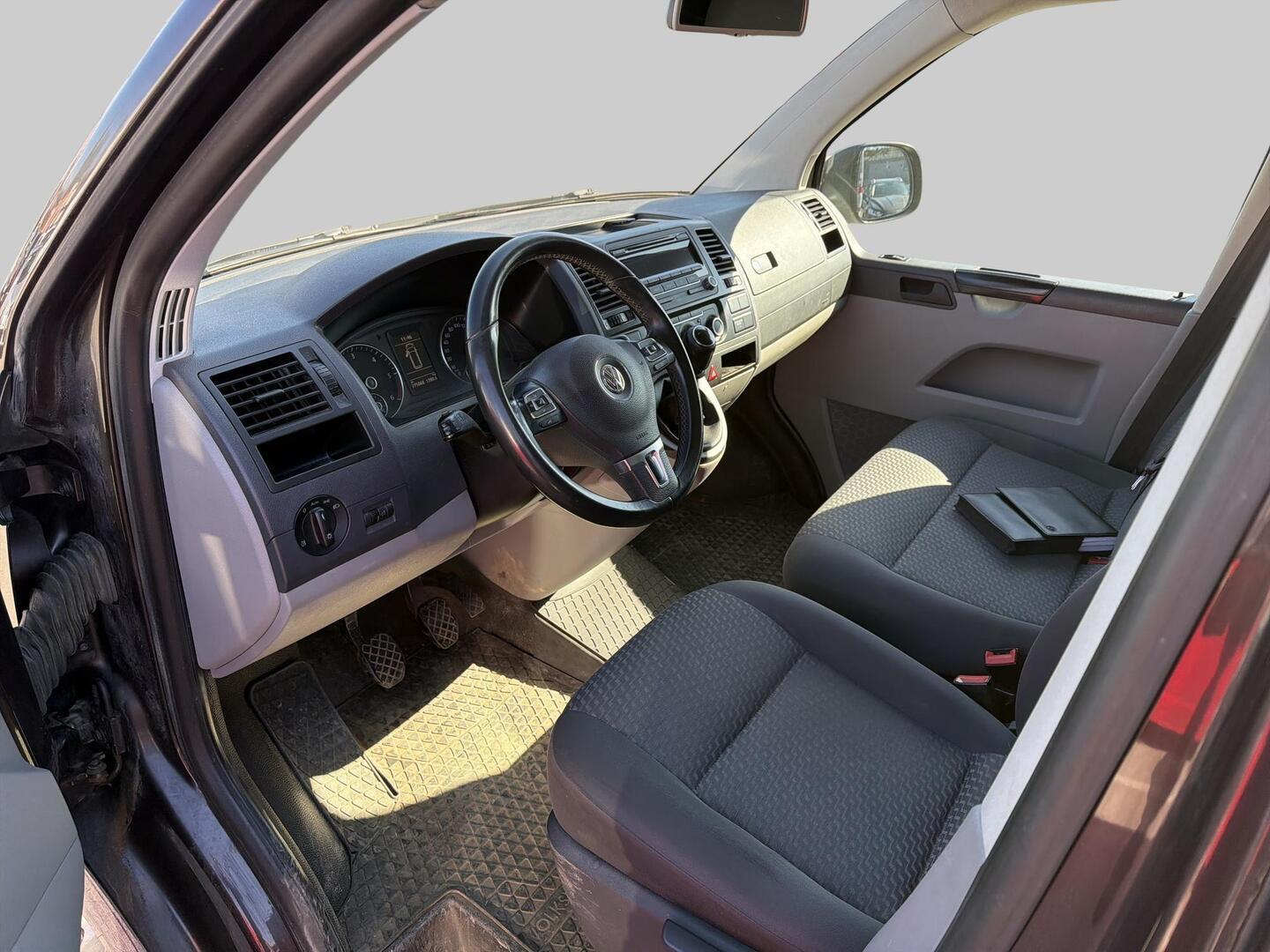 VOLKSWAGEN Transporter 2014