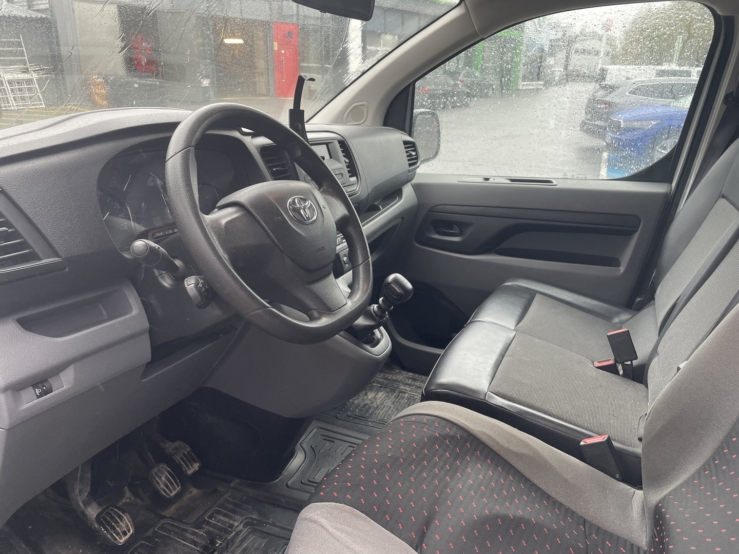 TOYOTA Proace 2016