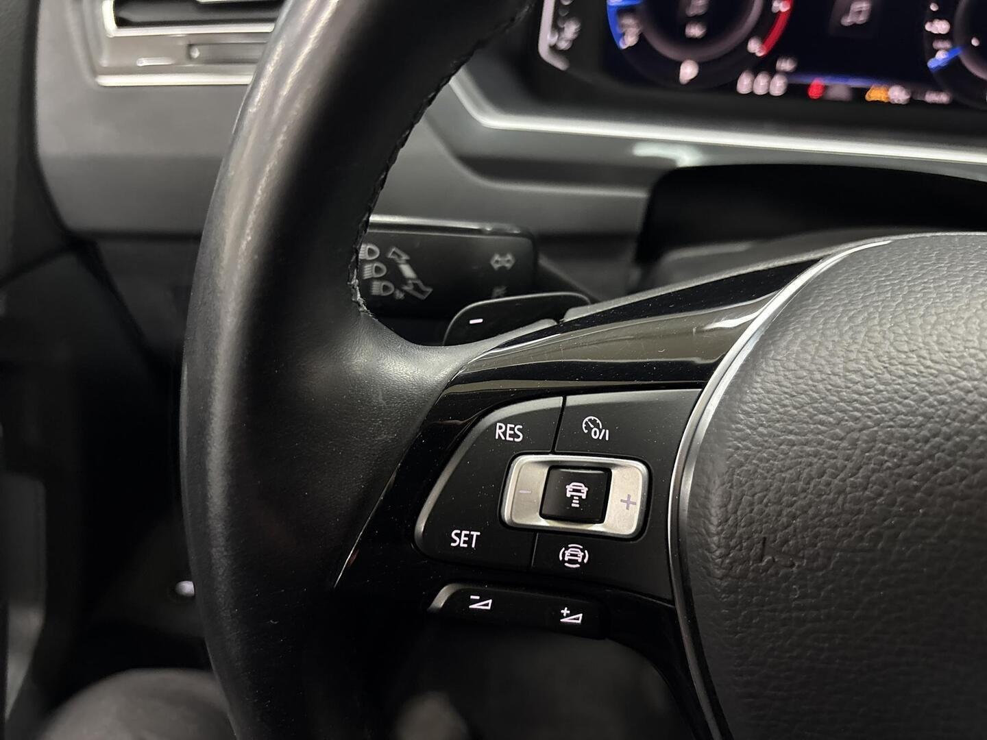 VOLKSWAGEN Tiguan 2020