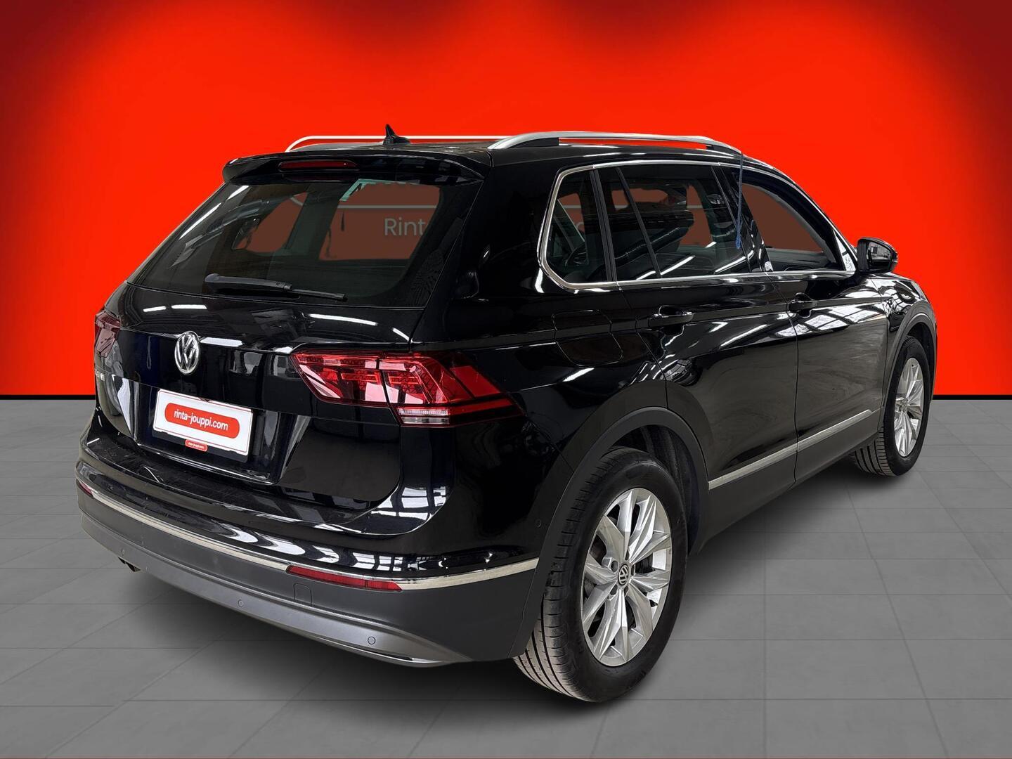 VOLKSWAGEN Tiguan 2020