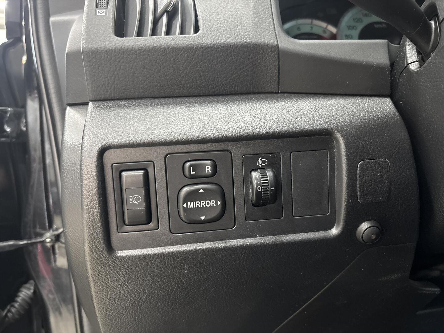 TOYOTA Corolla Verso 2006