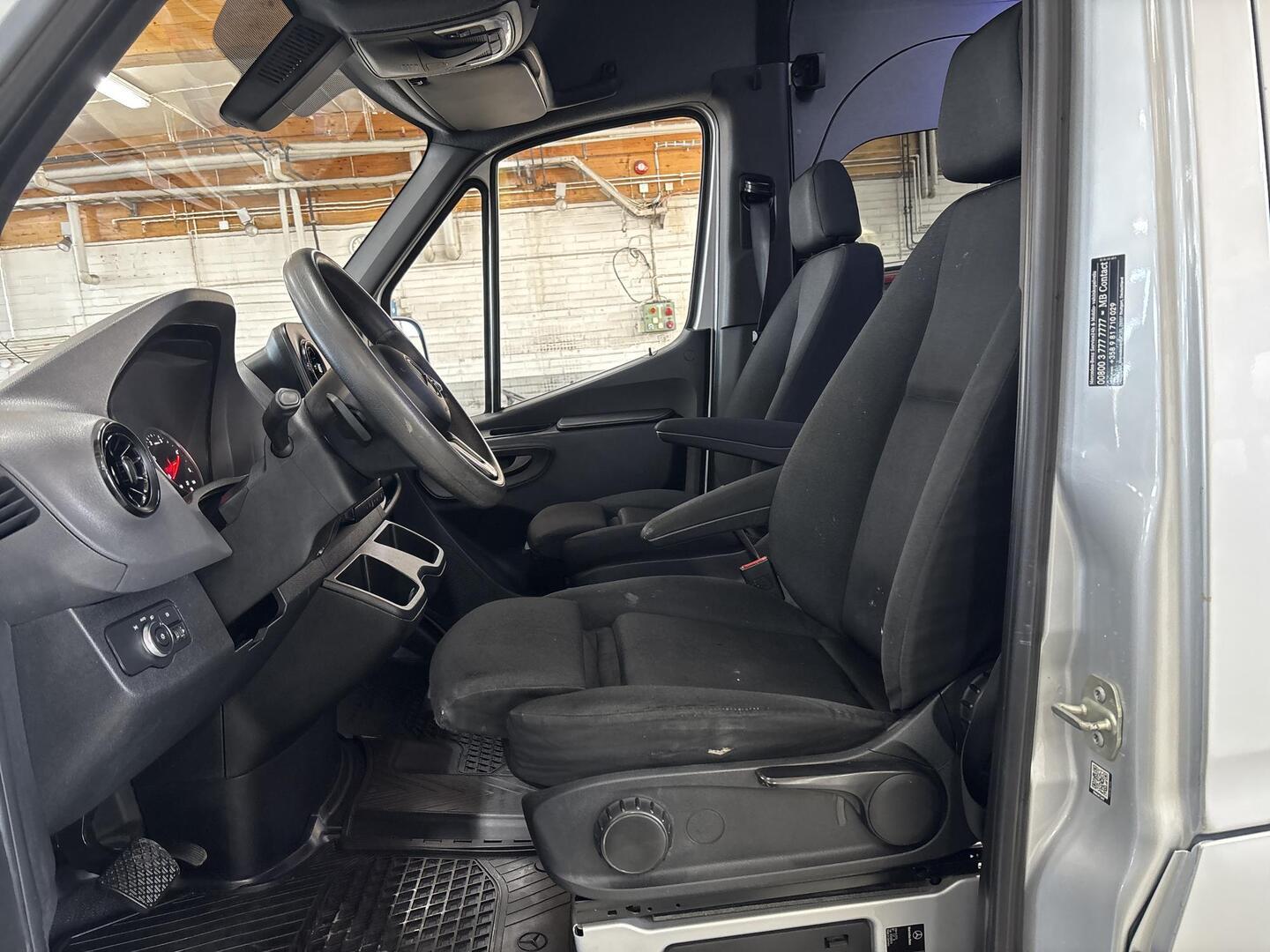 MERCEDES-BENZ Sprinter 2019