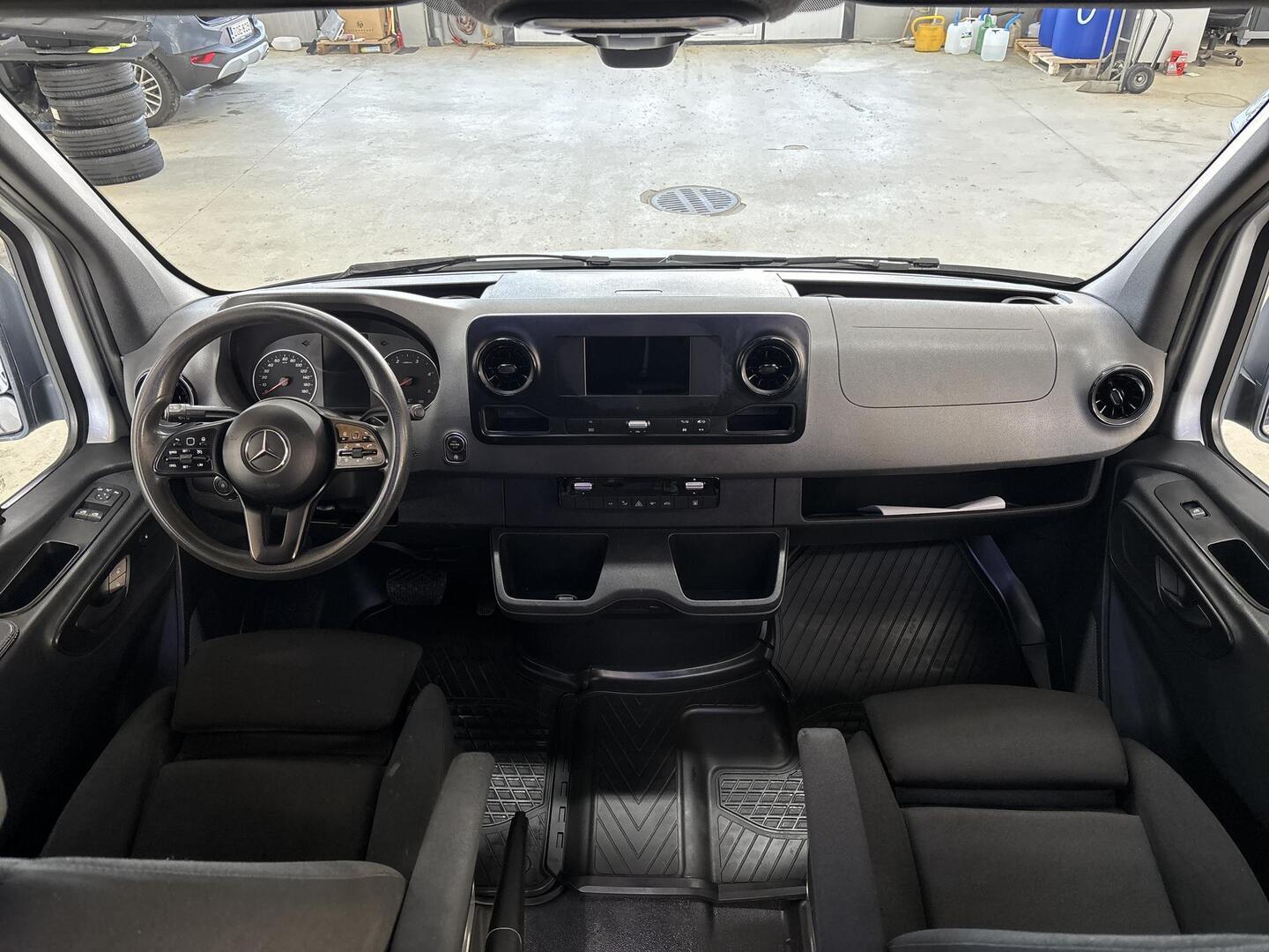 MERCEDES-BENZ Sprinter 2019