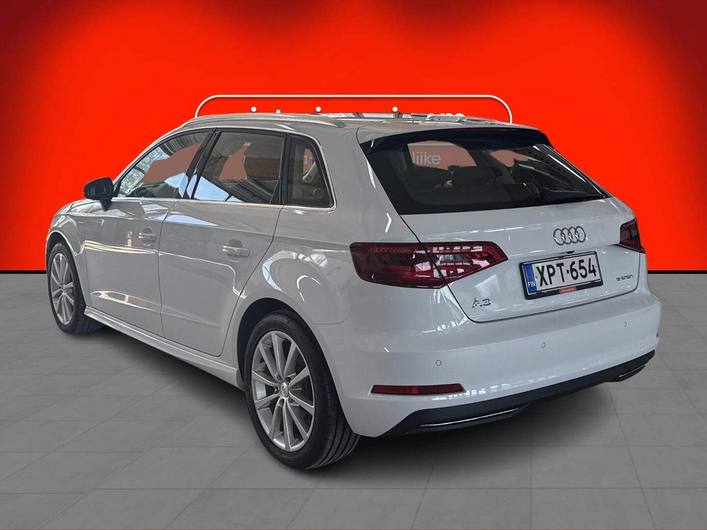 AUDI A3 2016