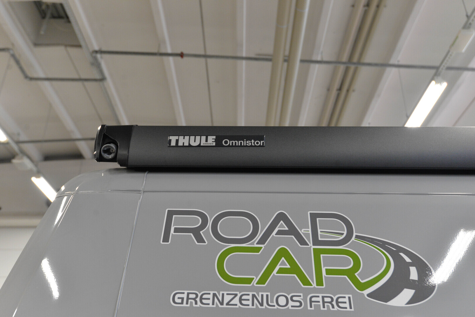 ROADCAR VAN R 601 2020