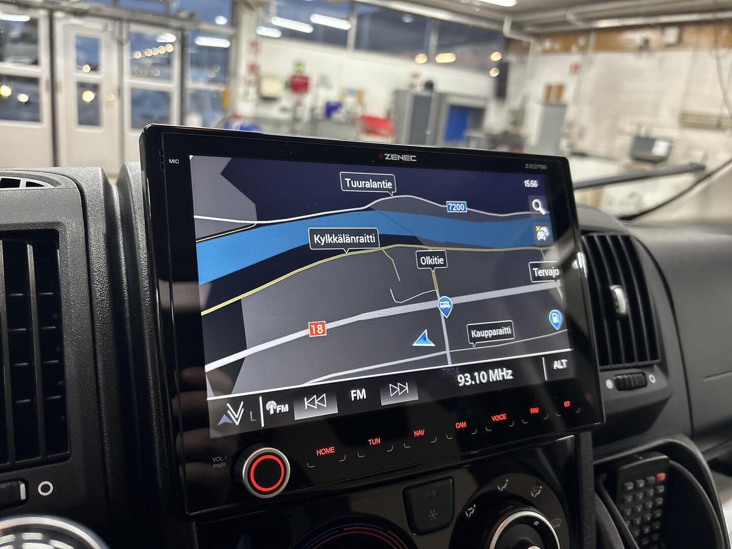 ROADCAR VAN R 601 2020