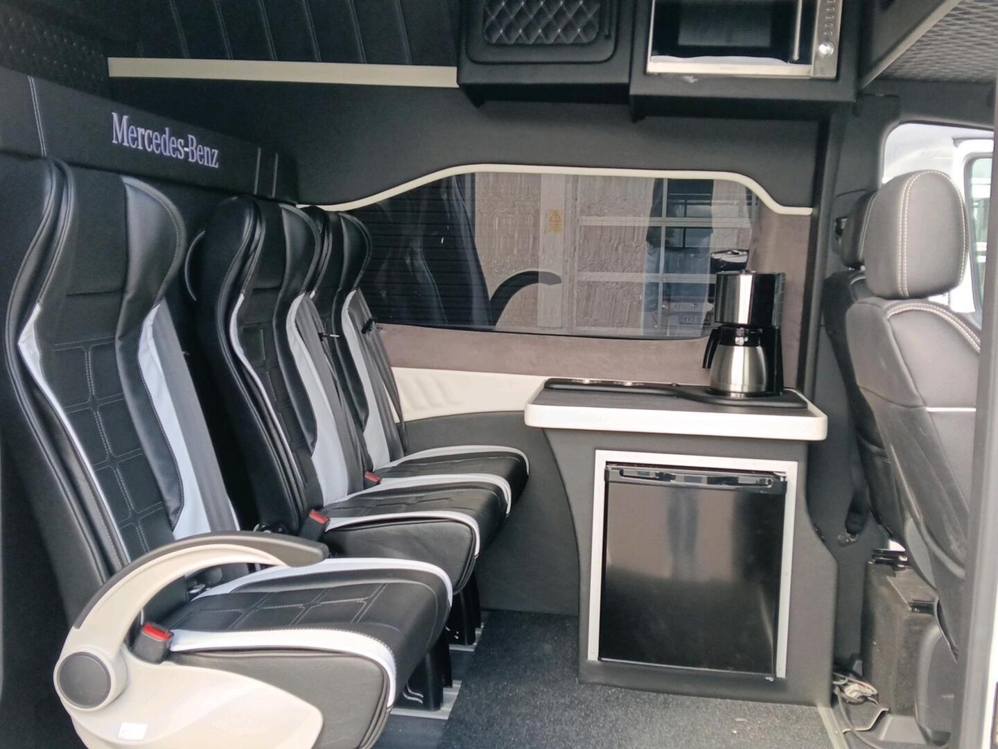 MERCEDES-BENZ Sprinter 2025