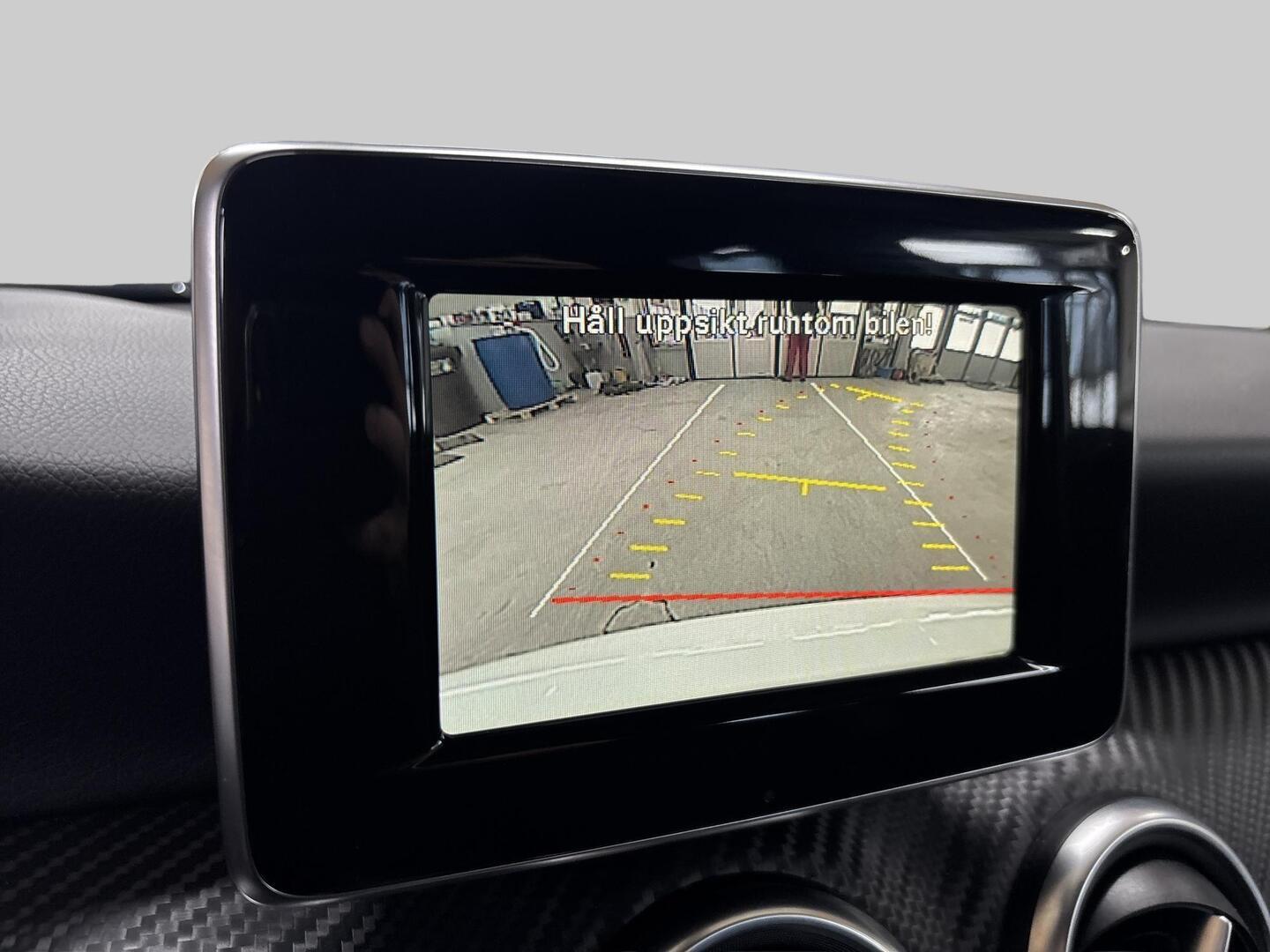 MERCEDES-BENZ A 2014