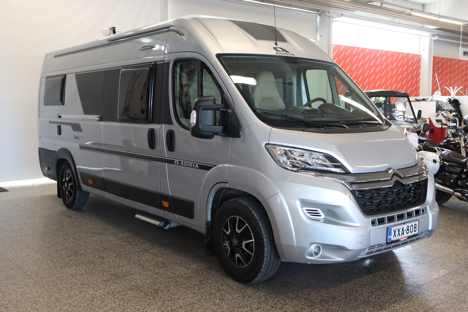 ADRIA TWIN 640 SL 2019