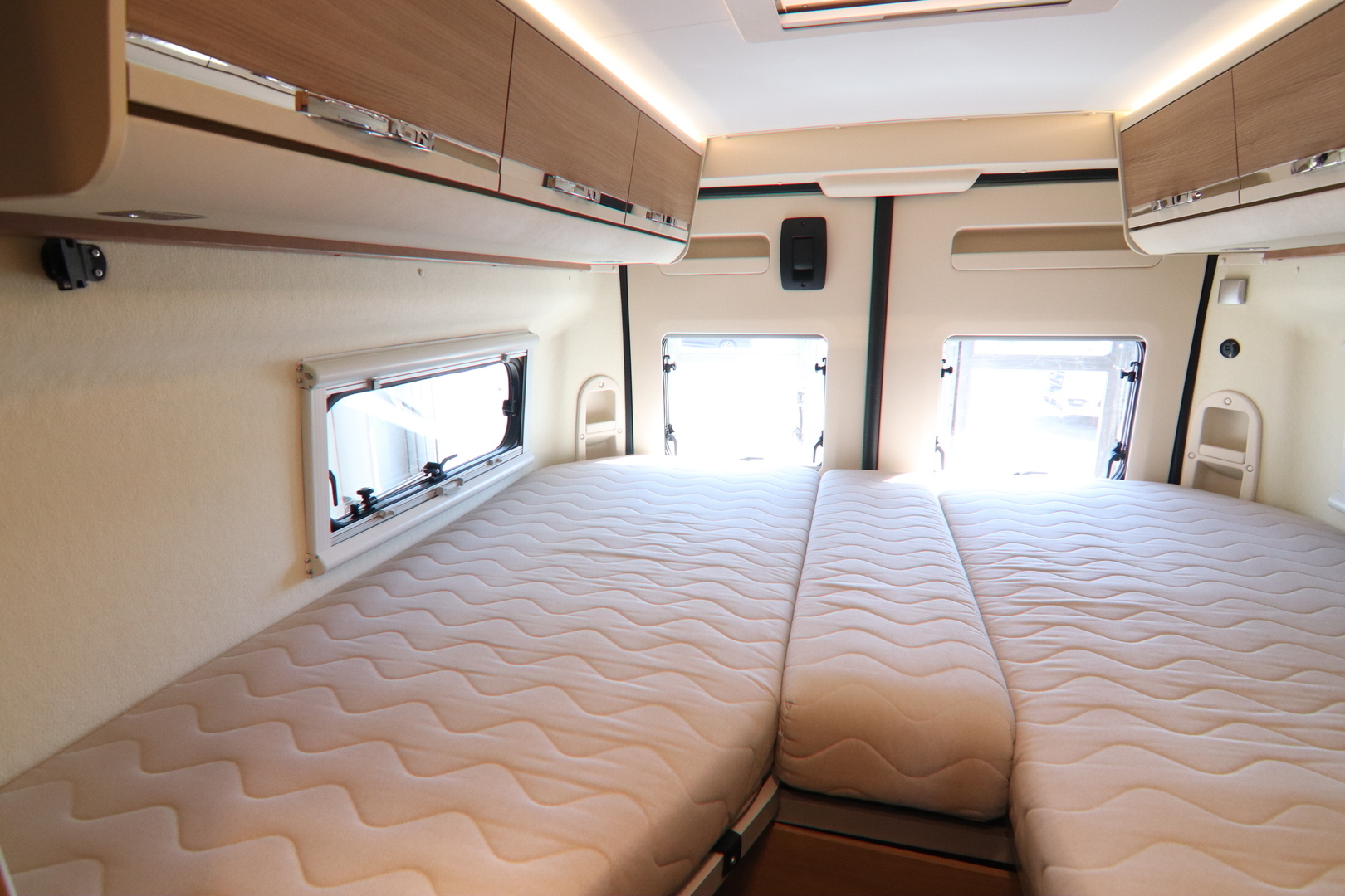 ADRIA TWIN 640 SL 2019