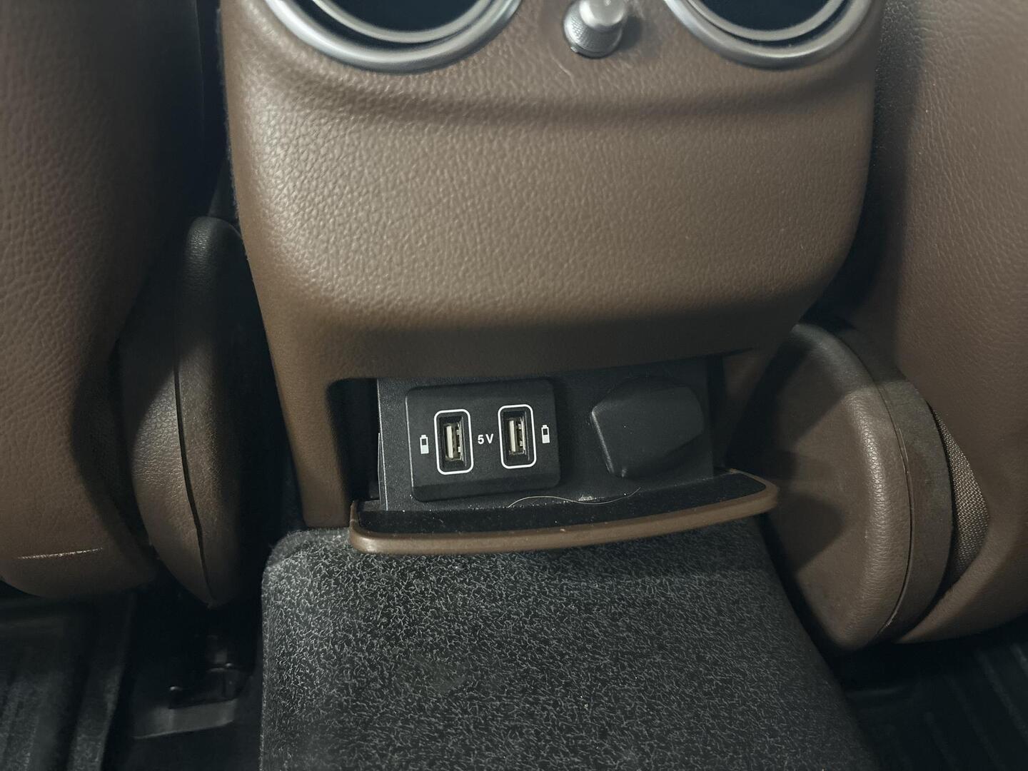 MERCEDES-BENZ E 2020