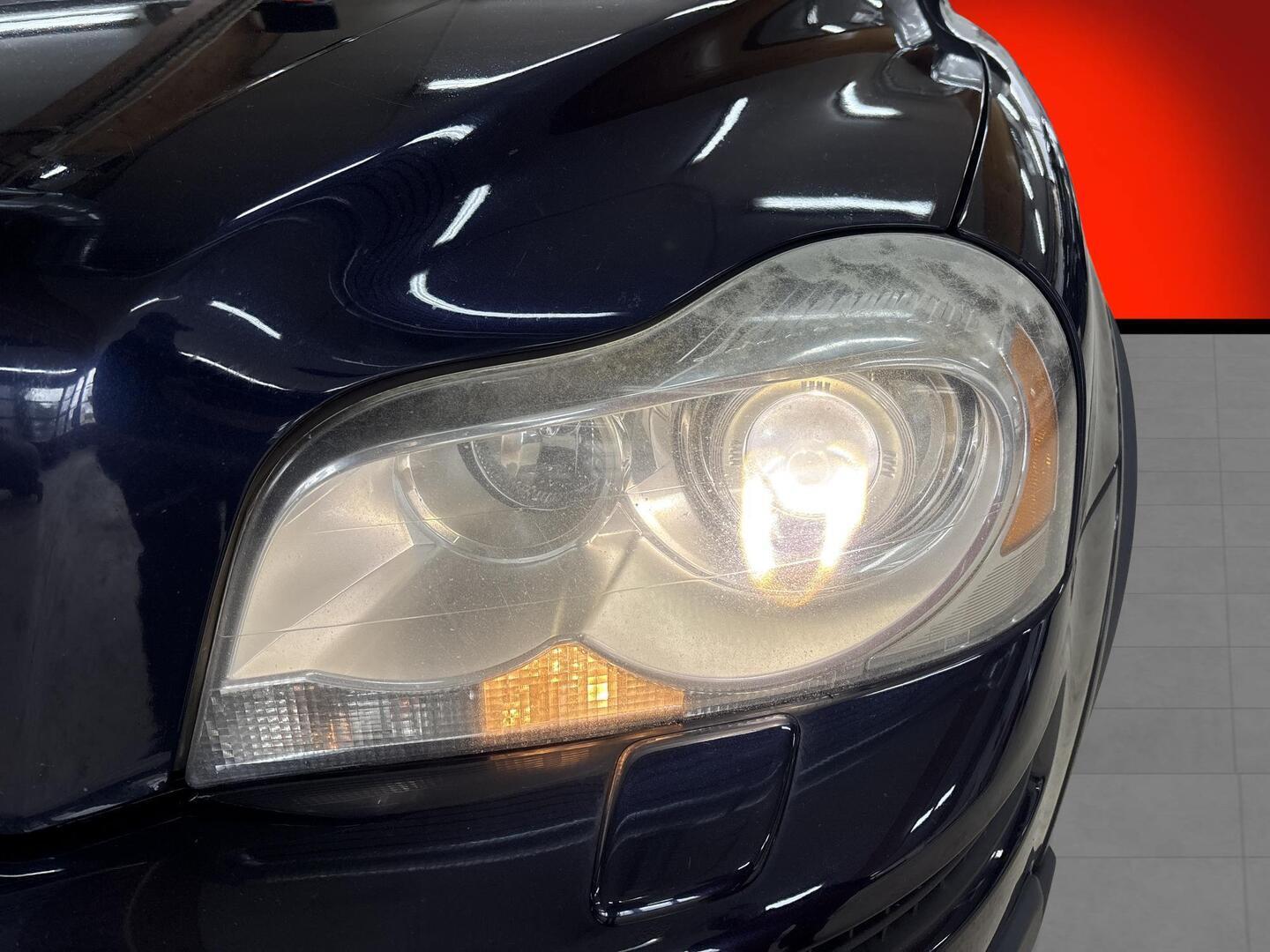 VOLVO XC90 2011
