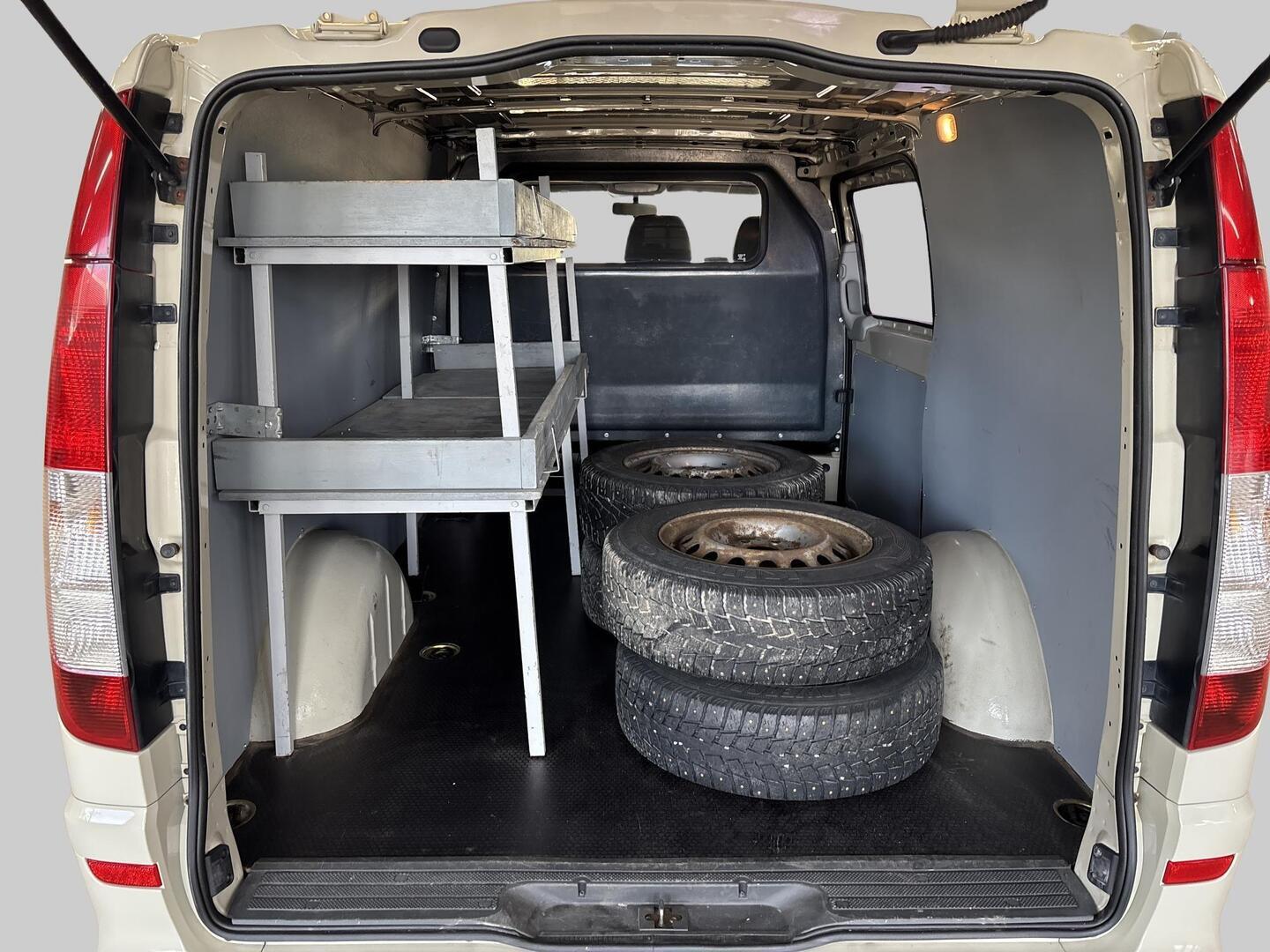MERCEDES-BENZ Vito 2011