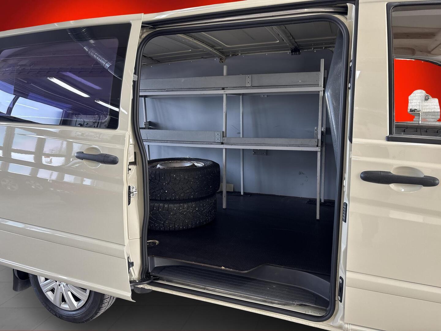 MERCEDES-BENZ Vito 2011