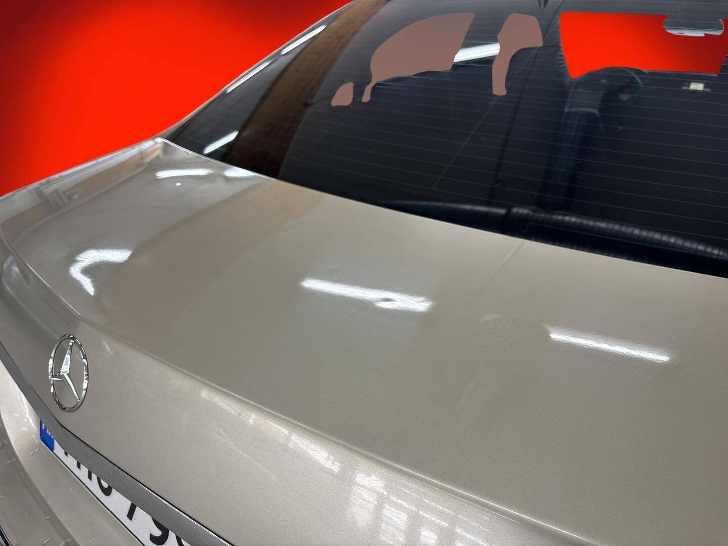 MERCEDES-BENZ E 2011
