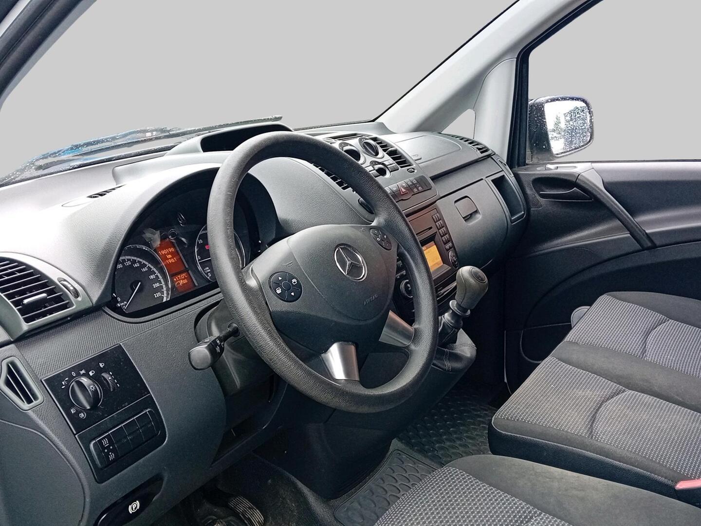 MERCEDES-BENZ Vito 2013