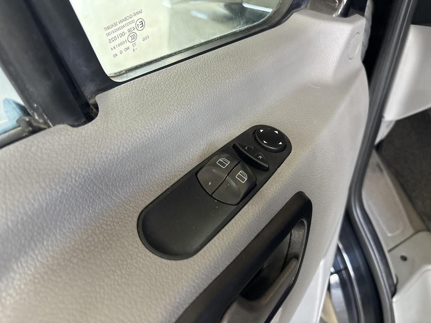 MERCEDES-BENZ Sprinter 2016