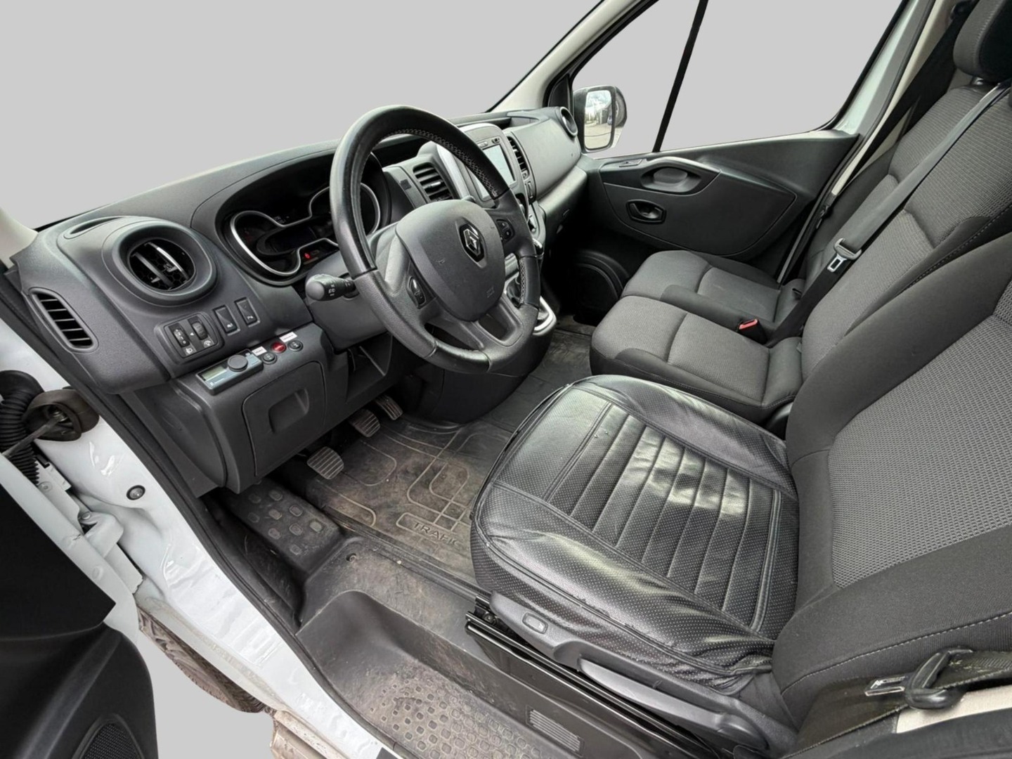 RENAULT Trafic 2020