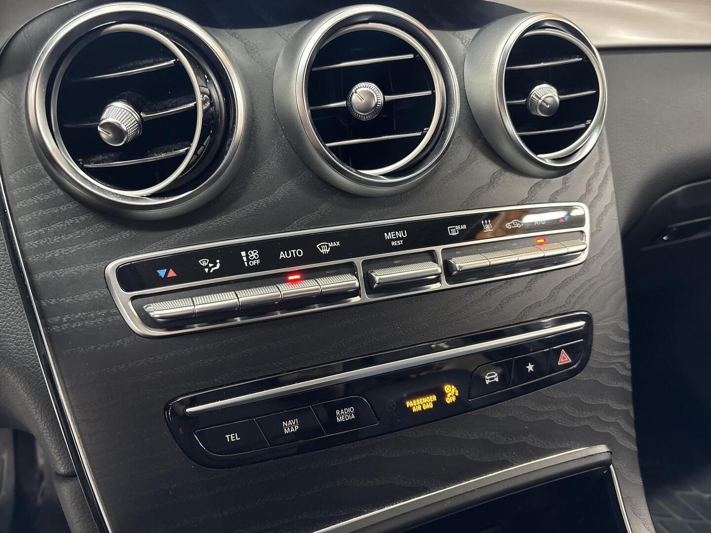 MERCEDES-BENZ GLC 2022