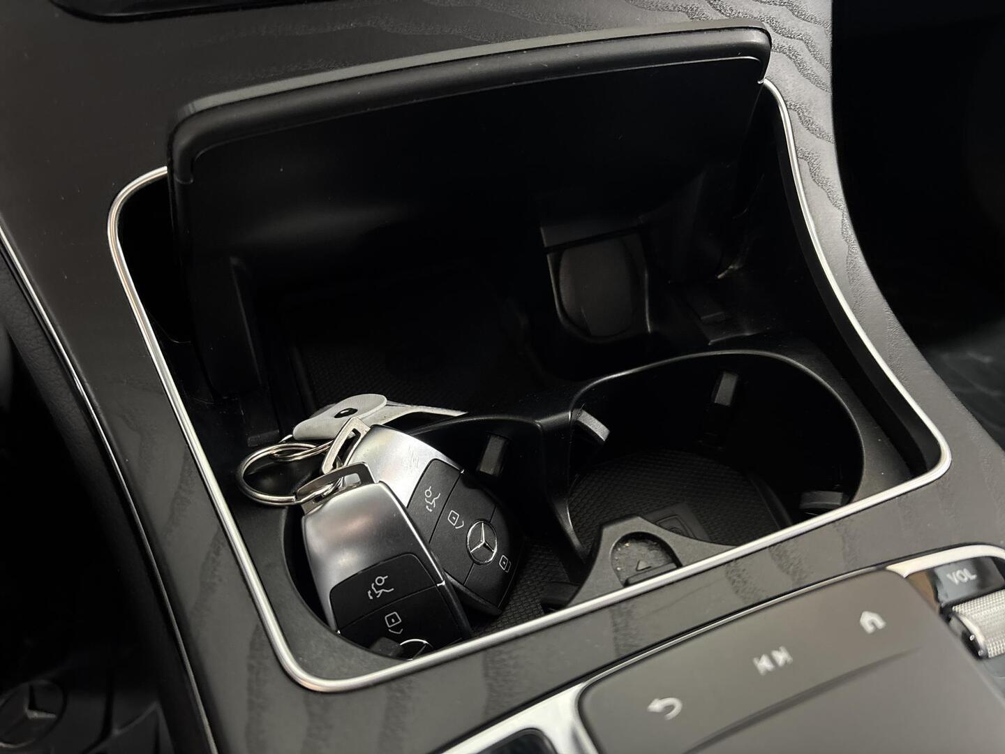 MERCEDES-BENZ GLC 2022