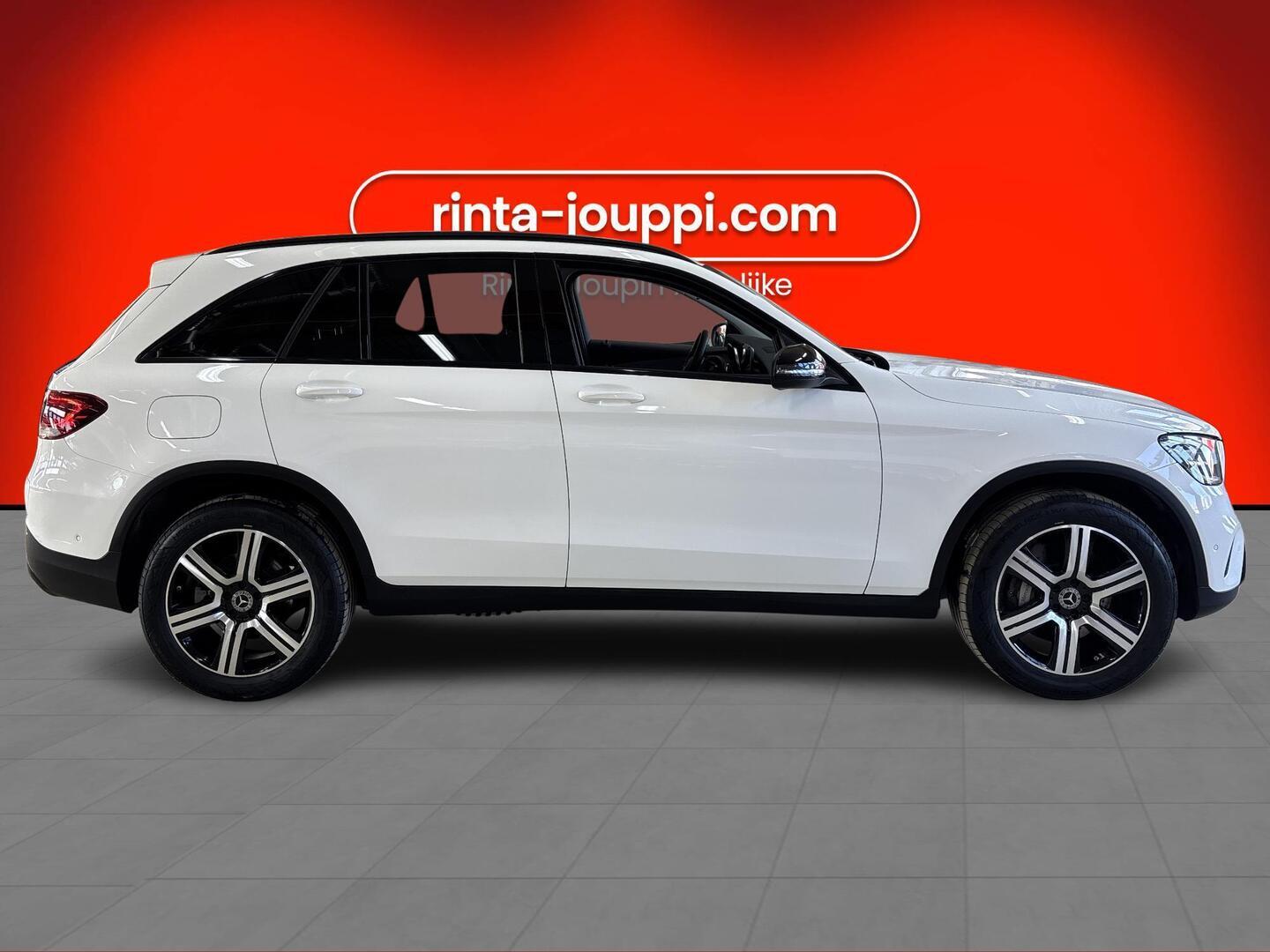 MERCEDES-BENZ GLC 2022