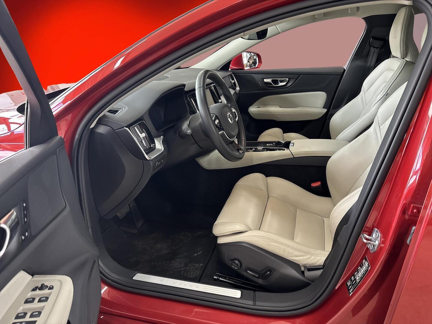 VOLVO V60 2019