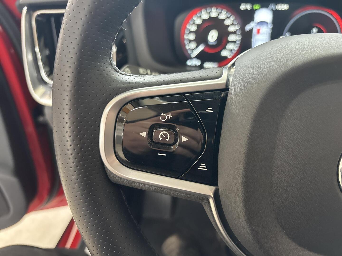 VOLVO V60 2019
