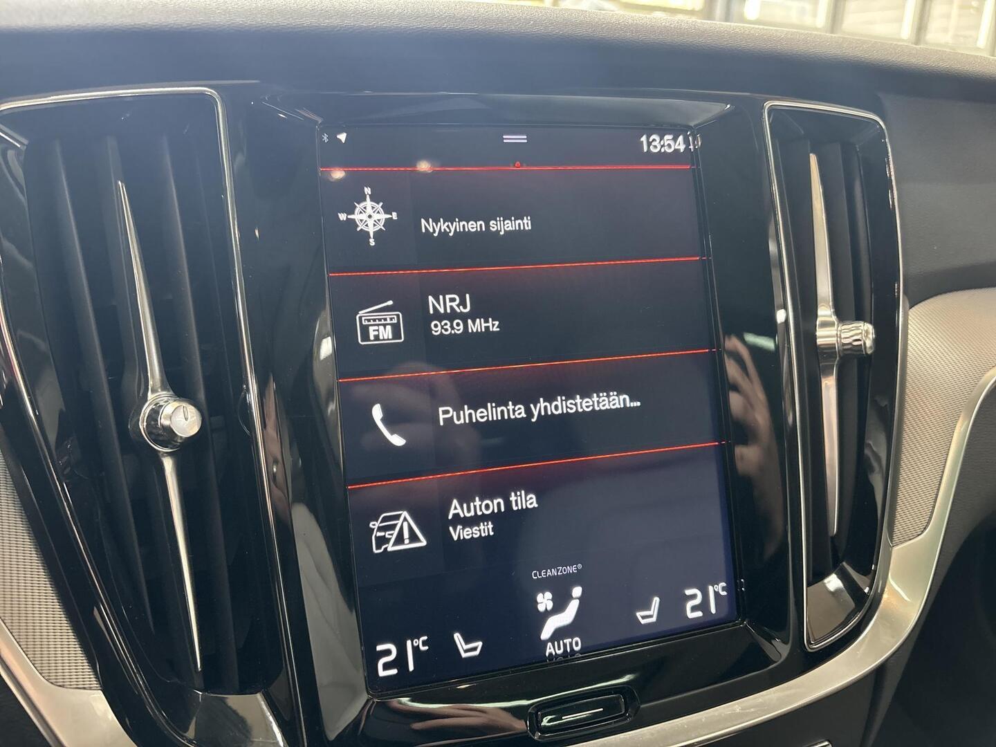 VOLVO V60 2019