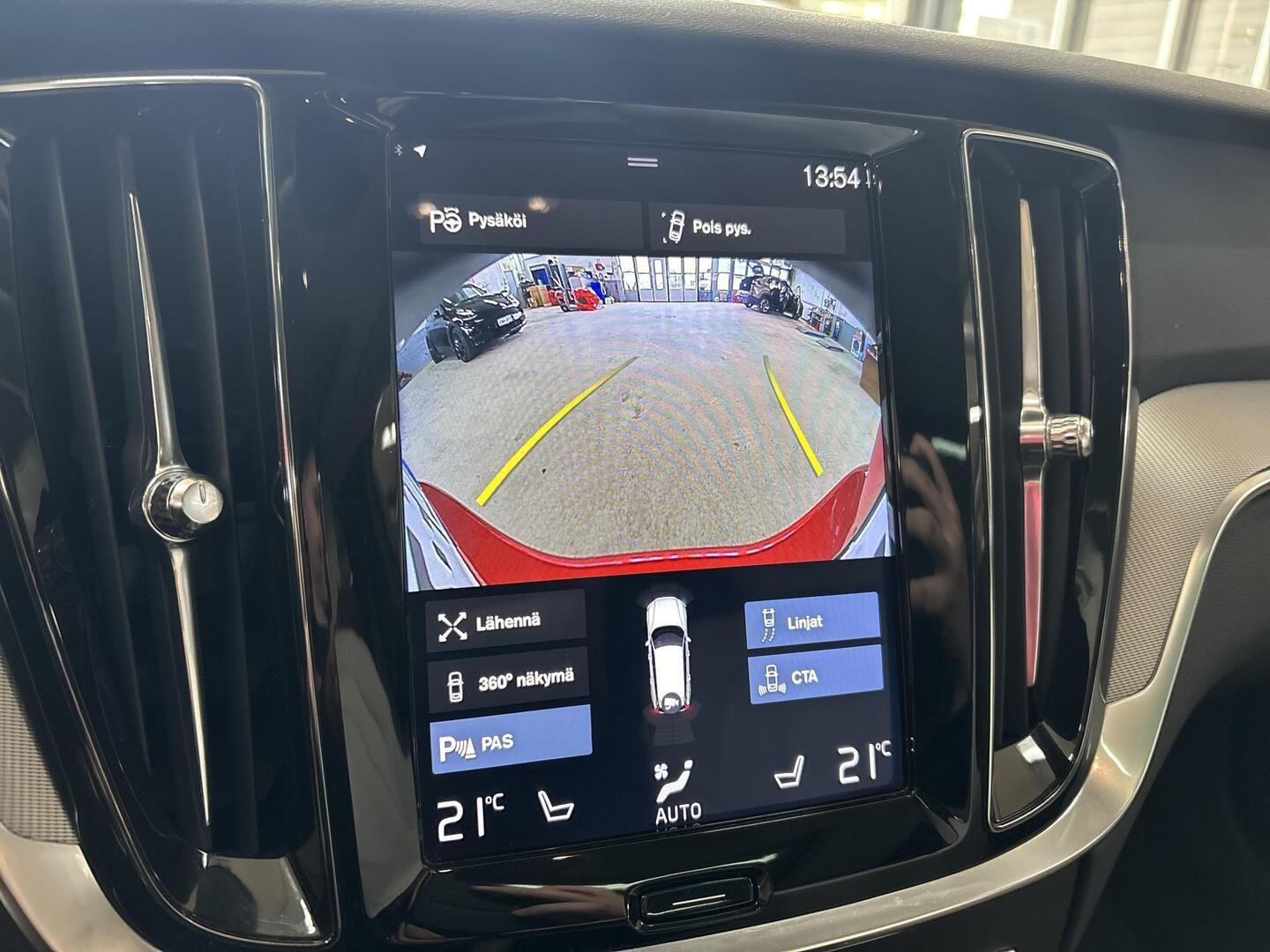 VOLVO V60 2019