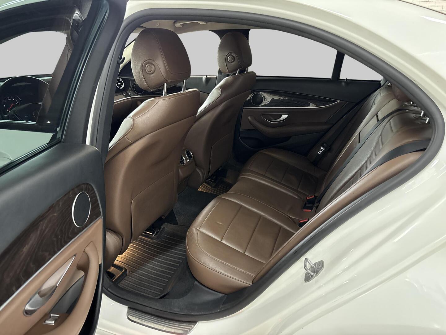 MERCEDES-BENZ E 2017