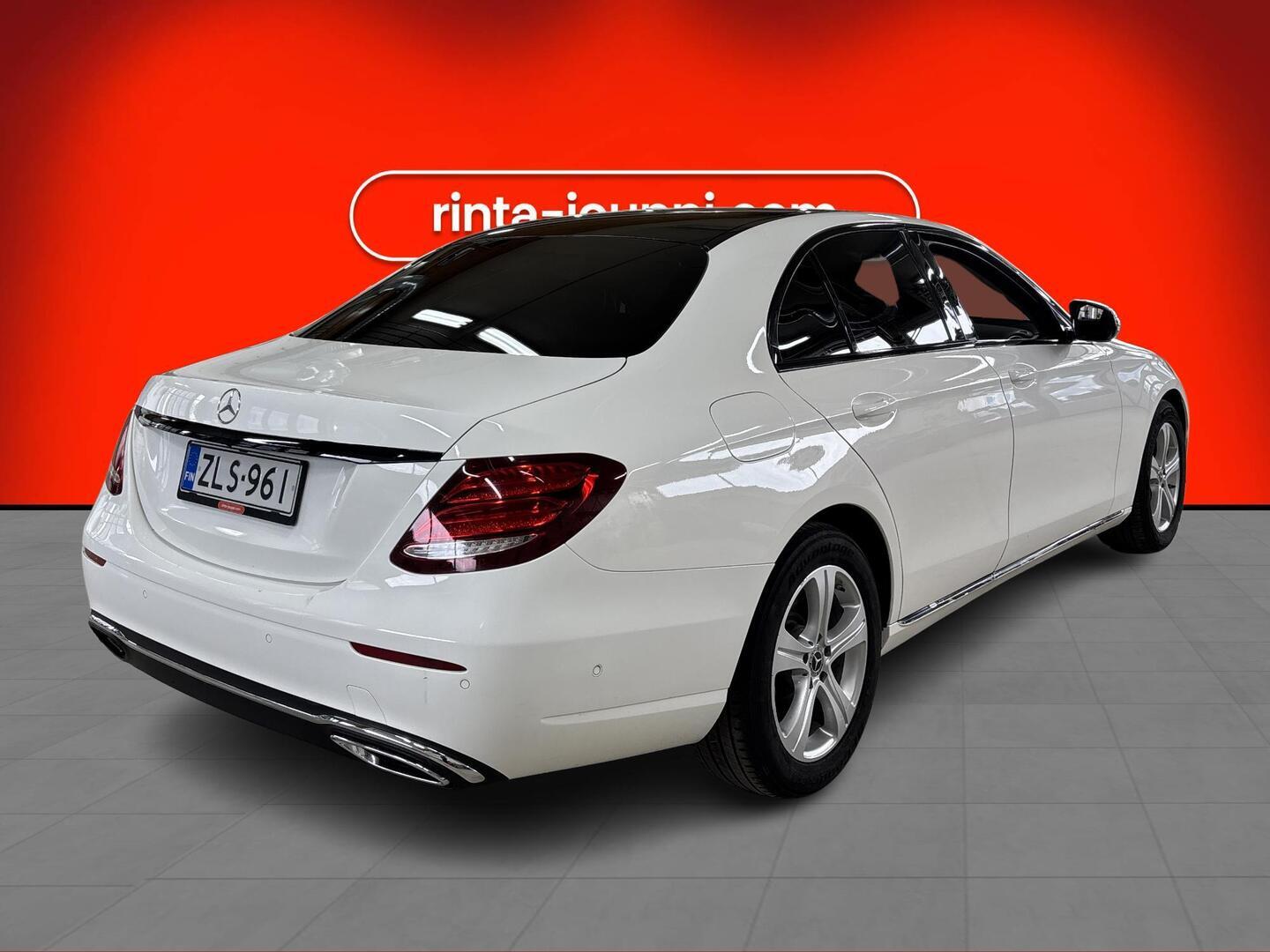 MERCEDES-BENZ E 2017