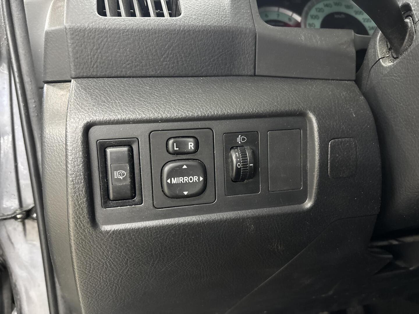 TOYOTA COROLLA VERSO 2007