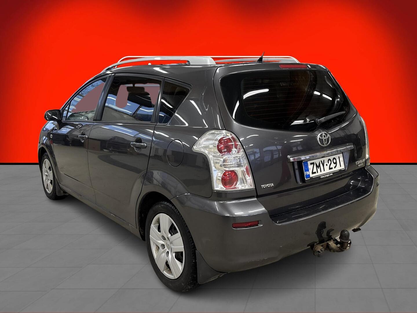 TOYOTA COROLLA VERSO 2007