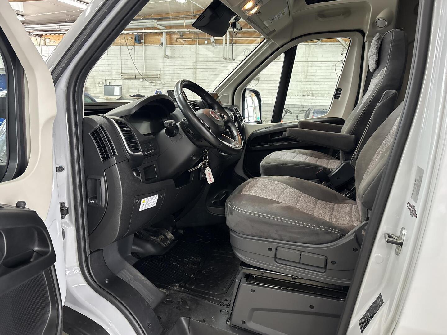 PÖSSL SUMMIT 640 PRIME 2023