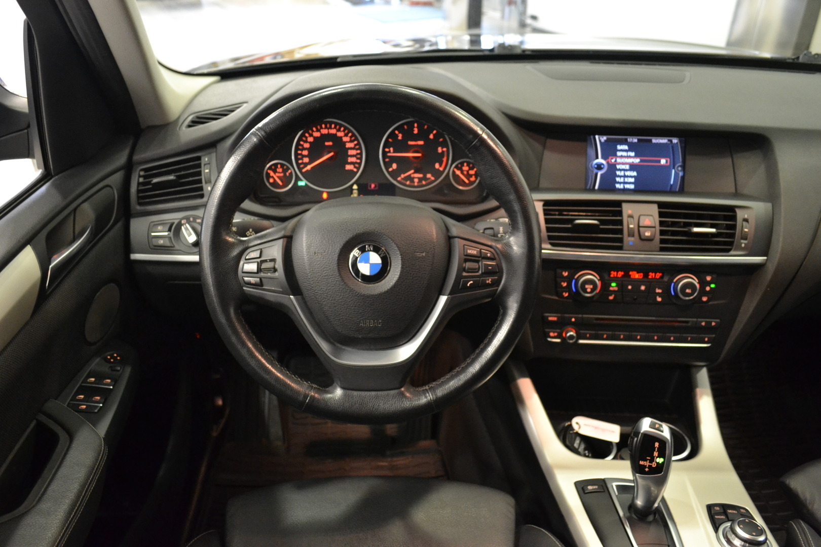 BMW X3 2011