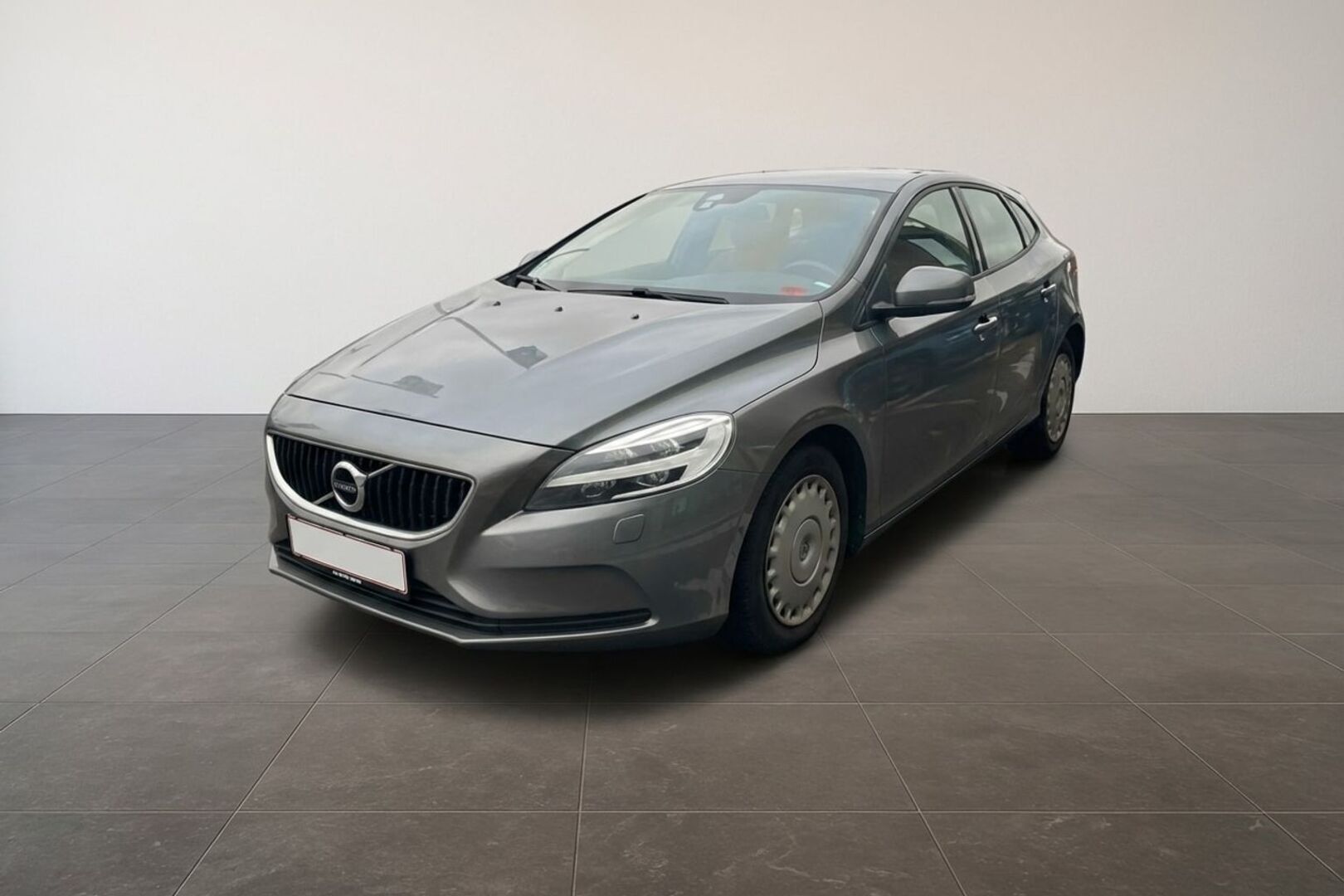 VOLVO V40 2017