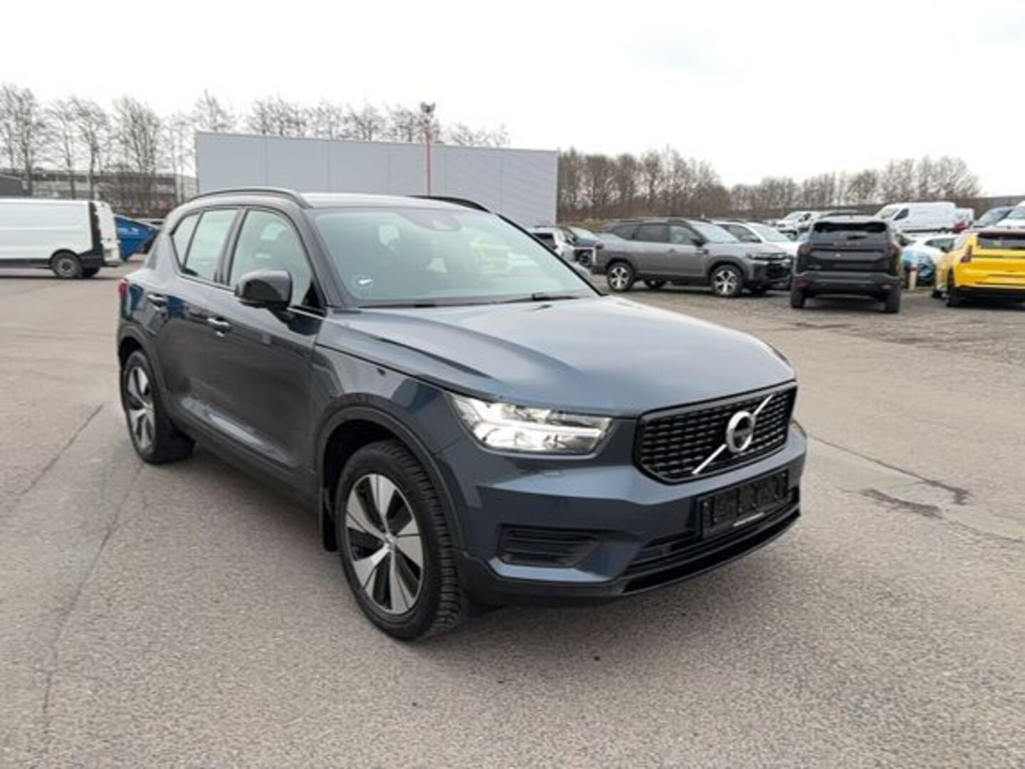 VOLVO XC40 2022