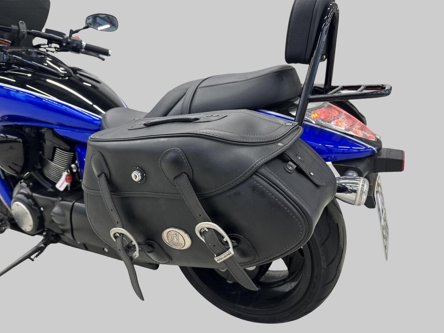 SUZUKI INTRUDER 2017