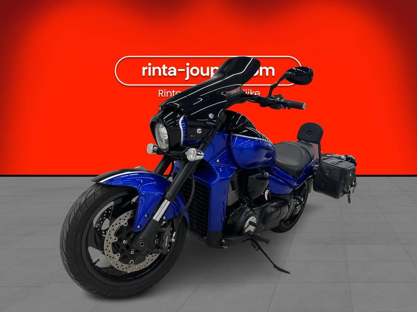 SUZUKI INTRUDER 2017