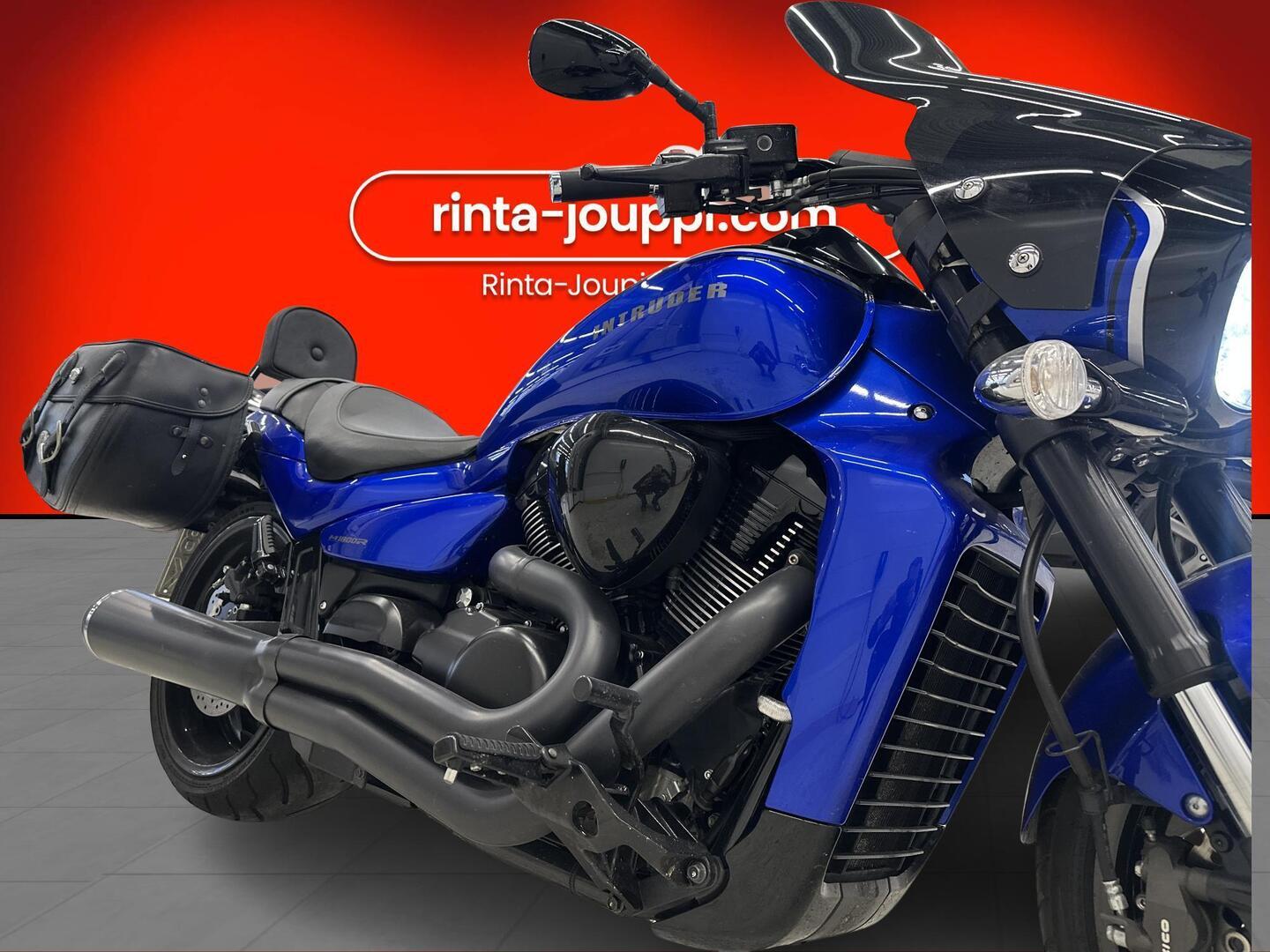 SUZUKI INTRUDER 2017