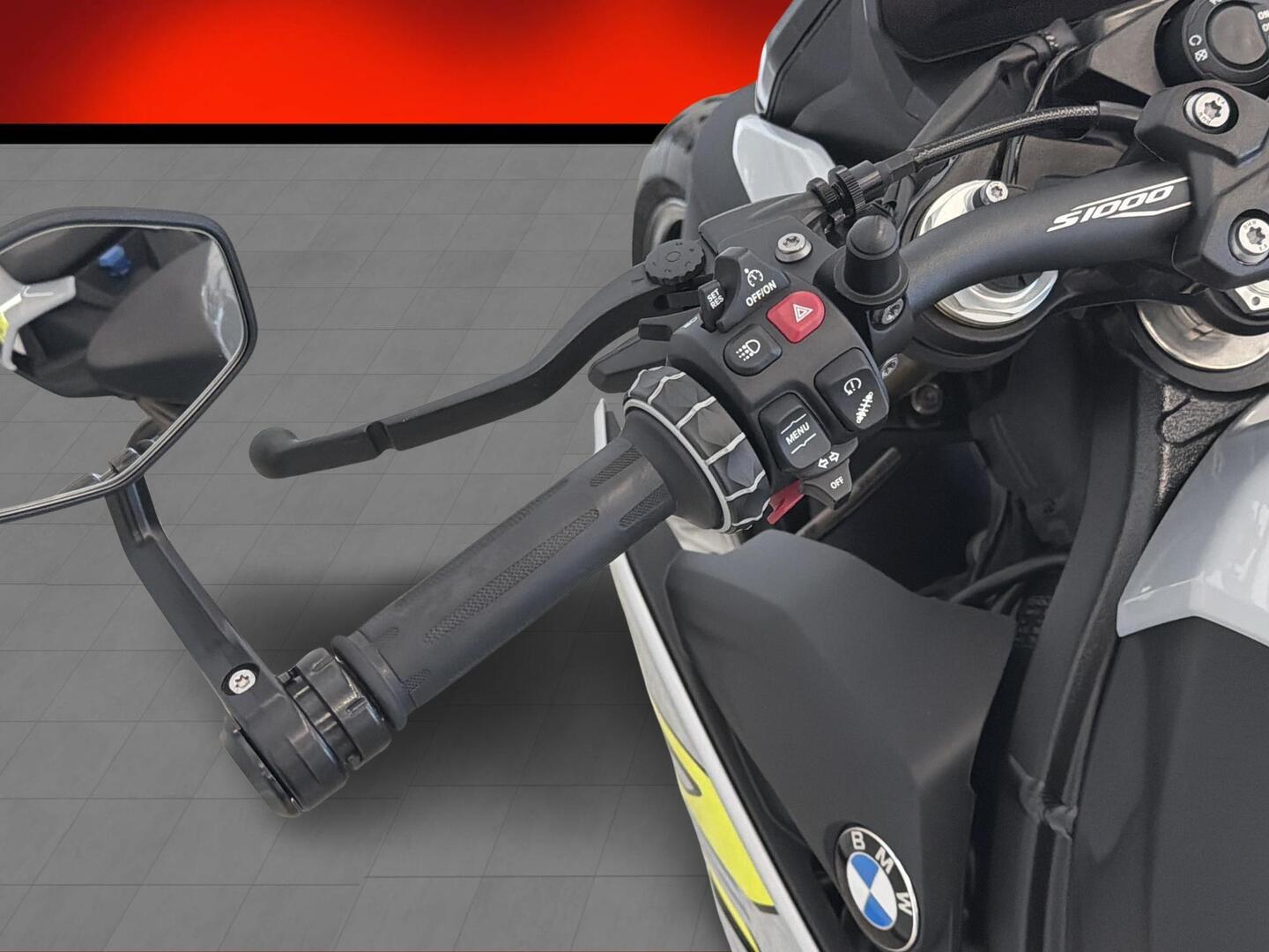BMW S 2021